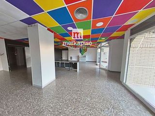 Local comercial en venta en Ponent - Barri de França en Vendrell, El