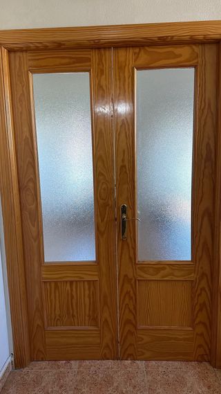 Puerta doble pino con cristal 203x124