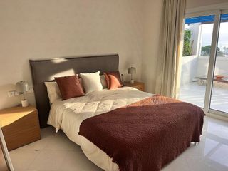 Ático en alquiler en Puerto Banús en Marbella