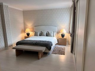 Ático en alquiler en Puerto Banús en Marbella