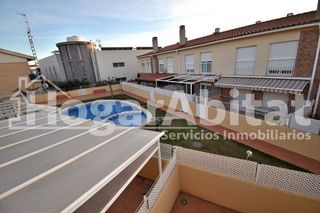 Casa adosada en venta en Zona Playa en Burriana