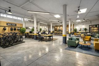 Nave industrial en alquiler en Benicalap en Valencia