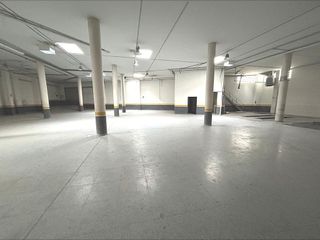 Nave industrial en alquiler en Benicalap en Valencia