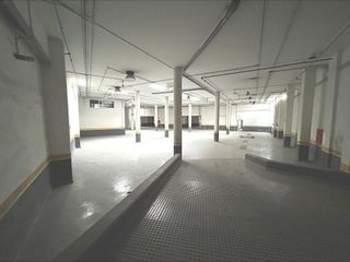 Nave industrial en alquiler en Benicalap en Valencia