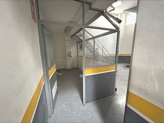 Nave industrial en alquiler en Benicalap en Valencia