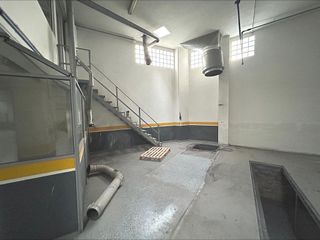 Nave industrial en alquiler en Benicalap en Valencia