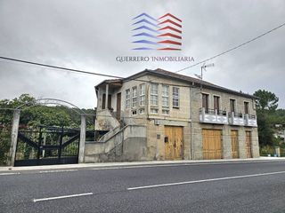 Casa en venta en Celanova