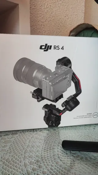 DJI RS 4 Gimbal