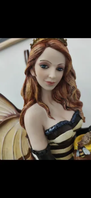 Fata del miele Nemesis Now con scatola originale