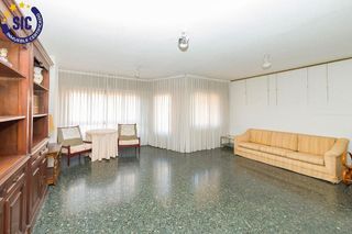 Piso en venta en Este en Castellón de la Plana