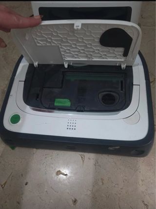 Robot aspirador Vorwerk Kobold VR300