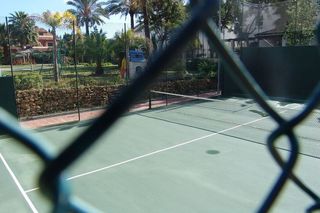Casa adosada en alquiler en Lomas de Marbella Club - Puente Romano en Marbella