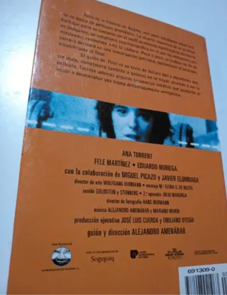 Tesis, guión original de la película.