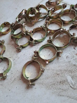 Abrazaderas metálicas 4cm