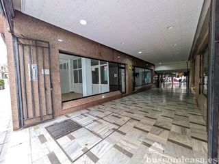 Local comercial en alquiler en Linares