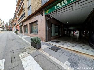 Local comercial en alquiler en Linares