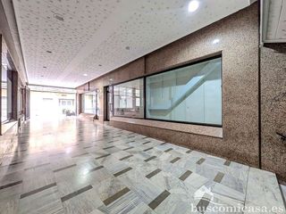Local comercial en alquiler en Linares