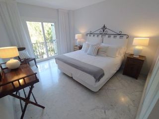 Piso en alquiler en Puerto Banús en Marbella