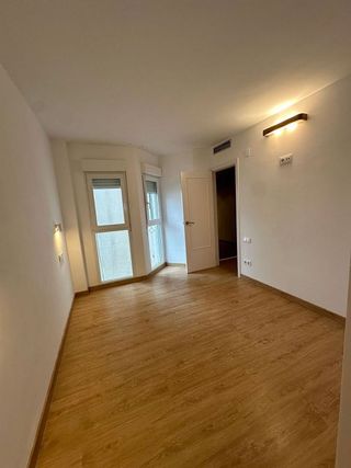 Piso en alquiler en El Pla del Remei en Valencia