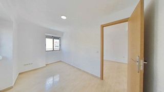 Piso en alquiler en Ciudad de Asís en Alicante