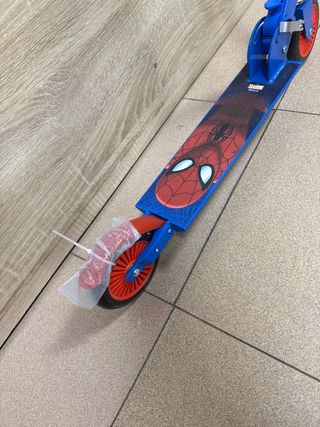 Patinete Infantil Spiderman Nuevo