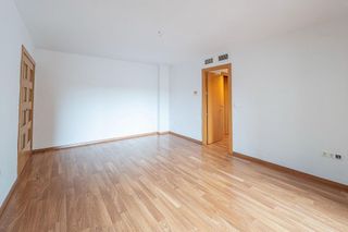 Piso en alquiler en Barrio de Zaidín en Granada