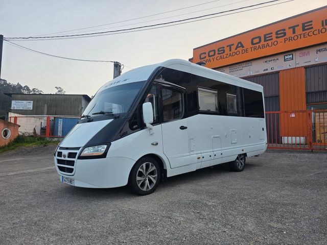 LAIKA RESOSLINE 2011