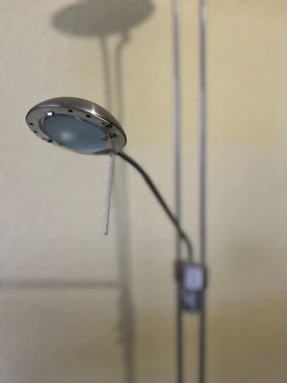 Lámpara de pie metal