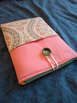 Funda libro primavera