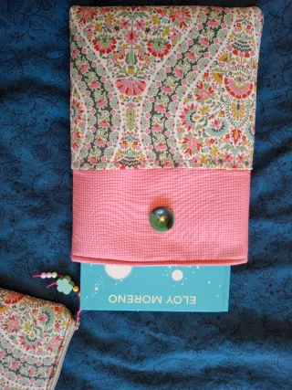 Funda libro primavera