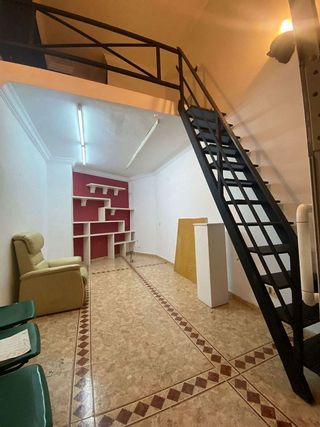 Nave industrial en alquiler en El Ejido - La Merced - La Victoria en Málaga