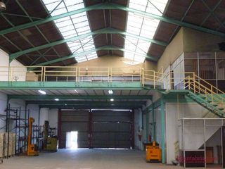 Nave industrial en alquiler en Muriedas en Camargo