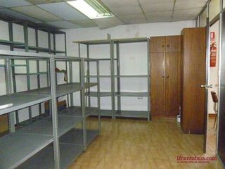 Nave industrial en alquiler en Muriedas en Camargo