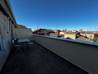 Ático en alquiler en Canalejas - Gran Vía en Salamanca