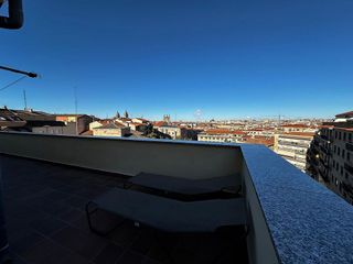 Ático en alquiler en Canalejas - Gran Vía en Salamanca