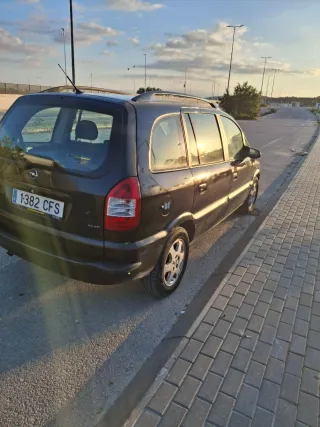 Opel Zafira 2003