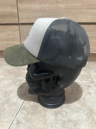 Gorra Scalpers Beige y Verde Militar