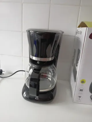 Cafetera Mandine Filtro Negra