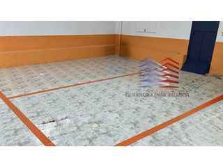 Garaje en venta en Ventiun en Ourense