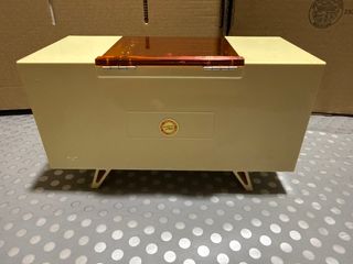 Caja de música tocadiscos vintage