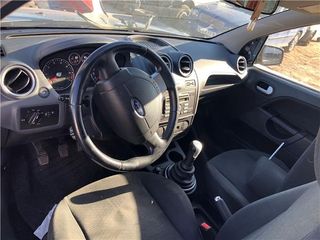 FARO DEL. IZDO. Ford Fiesta (CBK)(2002->) 1.4 Ambiente [1,4 Ltr. - 59 kW 16V CAT]