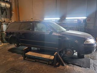 DESPIECE VW PASSAT 3B 1.9TDI 130CV AWX (1336)