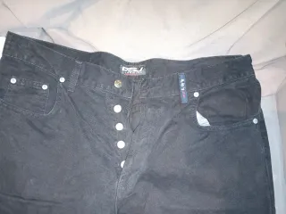 Pantalón vaquero negro