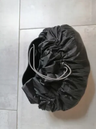 Poncho impermeable Forclaz Negro