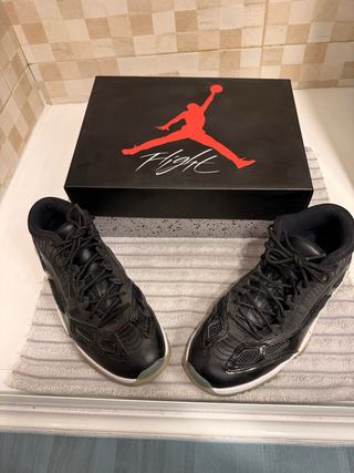Nike Air Jordan 4 Retro Talla 43