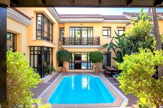 Casa pareada en alquiler en Puerto Banús en Marbella