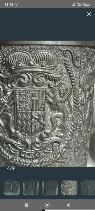 Antichi bicchieri e e Fiaschetta Decorati