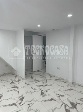 Local comercial en alquiler en Salamanca - Uruguay - Las Mimosas en Santa Cruz de Tenerife