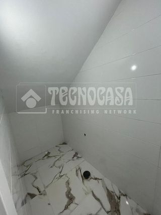 Local comercial en alquiler en Salamanca - Uruguay - Las Mimosas en Santa Cruz de Tenerife