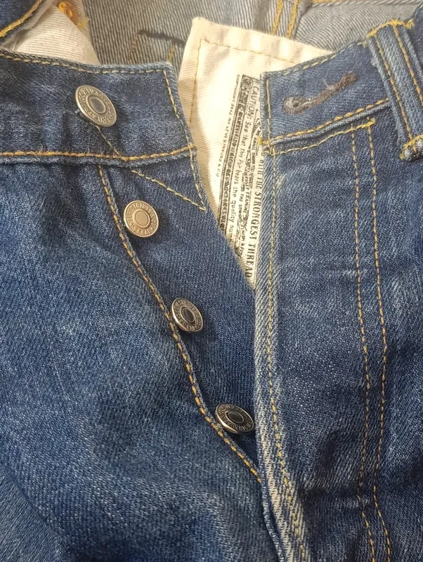 Tejanos Leví's 501 W32 L34 R151